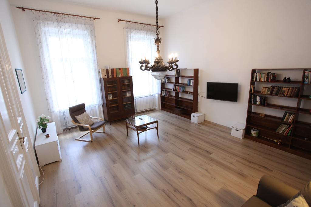 Sissy Apartment Будапеща Екстериор снимка
